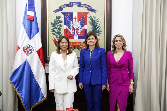La vicepresidenta reafirma la continuidad de la política social y el compromiso del Gobierno con las familias más vulnerables.