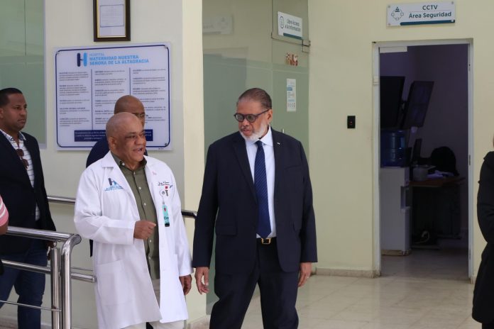Desarrollo de la Comunidad inaugura cuatro nuevos consultorios en la Maternidad Altagracia